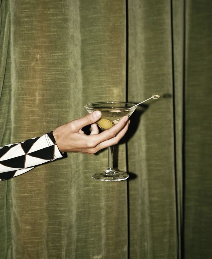 ANGELS PRIVATE PARTY +21